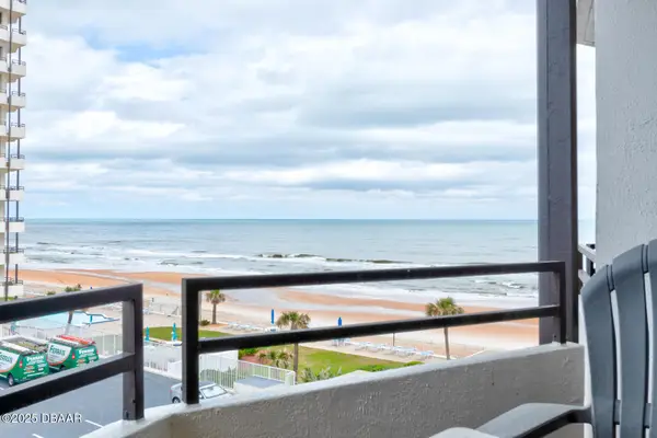 2828 N Atlantic Avenue #305, Daytona Beach, FL 32118