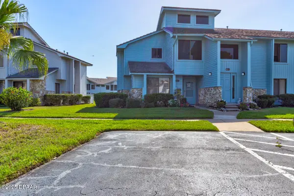 102 Blue Heron Drive #A, Daytona Beach, FL 32119