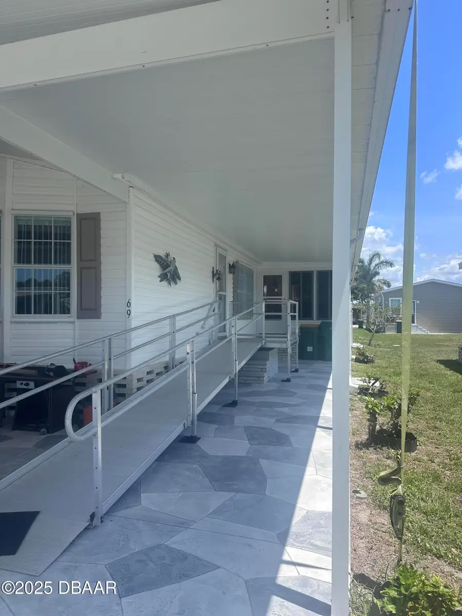 69 Turquoise Avenue, Naples, FL 34114 - Image #3