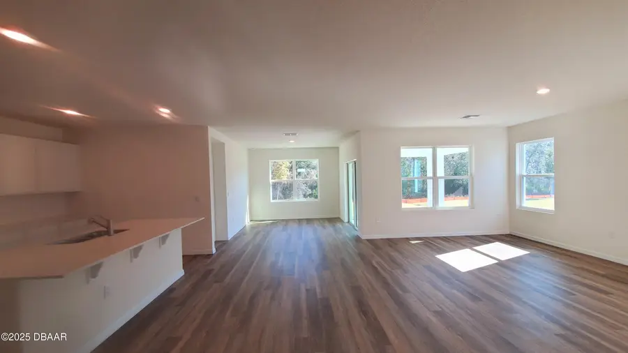 1052 Morfontaine Street, Daytona Beach, FL 32124 - Image #3