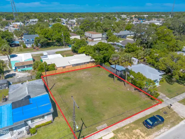 140 Daytona Avenue, Holly Hill, FL 32117