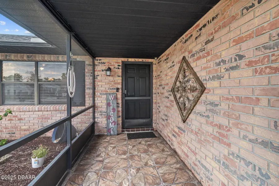 542 S Annapolis Drive, Deltona, FL 32725 - Image #3