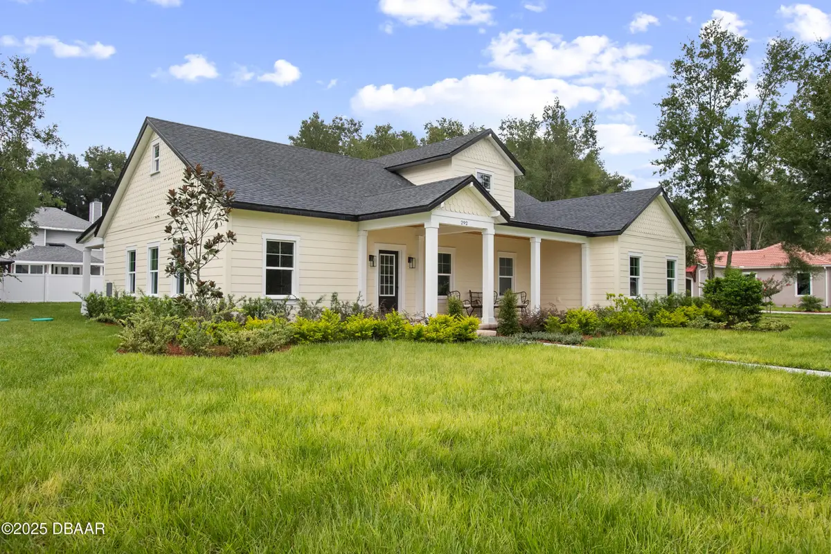 292 W Delaware Avenue, Lake Helen, FL 32744 - #1