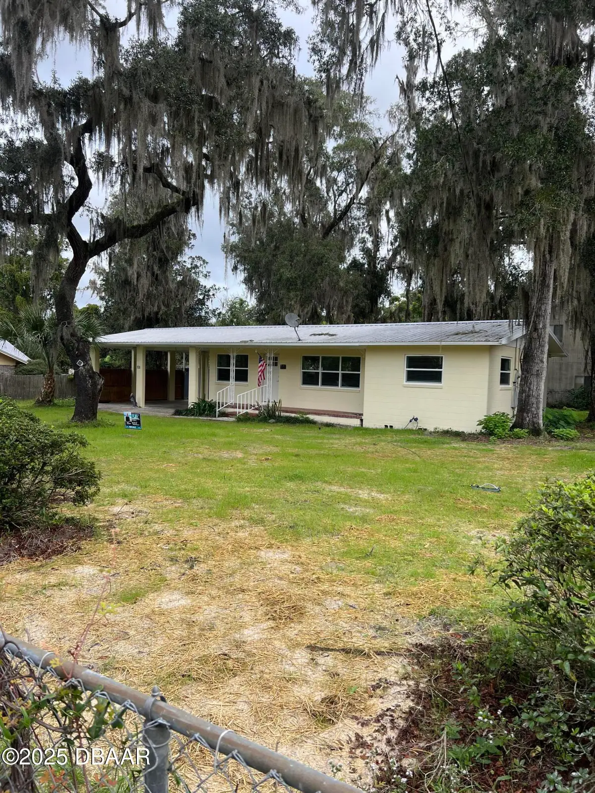 106 Oakland Avenue, San Mateo, FL 32187 - Image #1