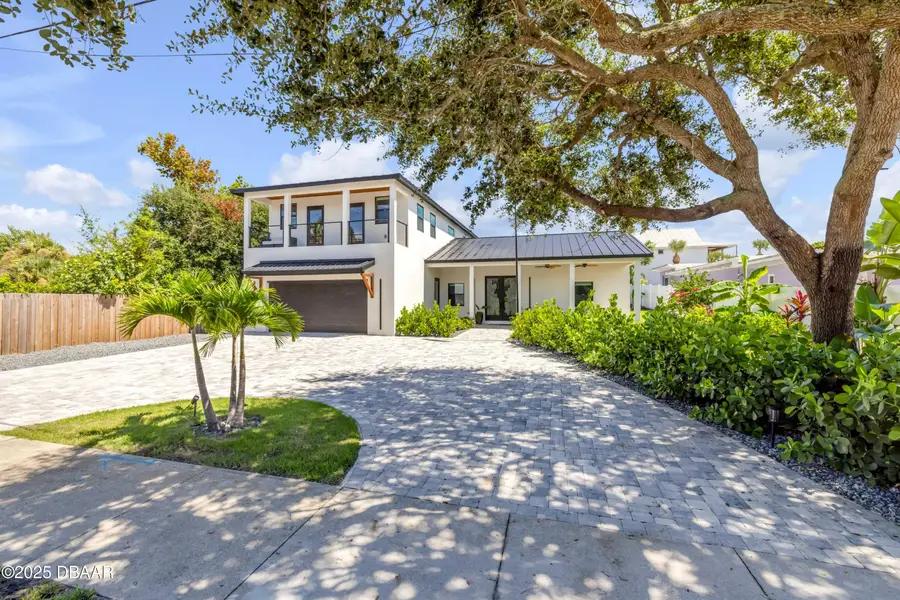 1707 N Peninsula Avenue, New Smyrna Beach, FL 32169 - #2