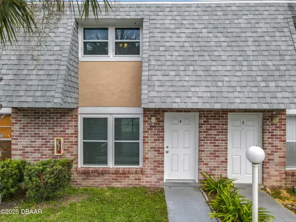 1610 S Palmetto Avenue #4, South Daytona, FL 32119