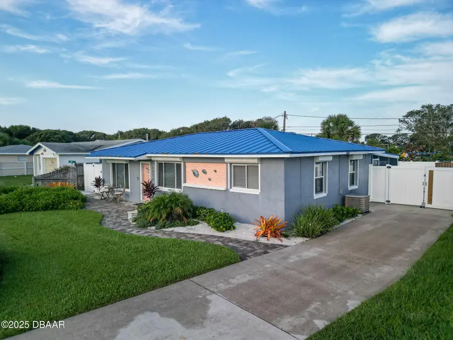 1504 Southard Avenue, New Smyrna Beach, FL 32169 - #2