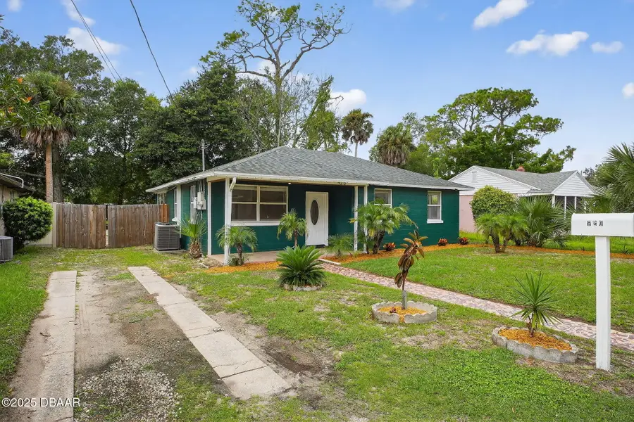 920 School Street, Daytona Beach, FL 32114 - #2