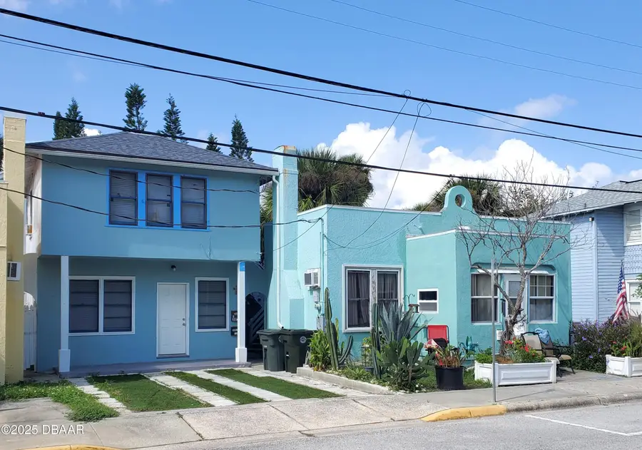 311-313 N Oleander Avenue, Daytona Beach, FL 32118 - #2