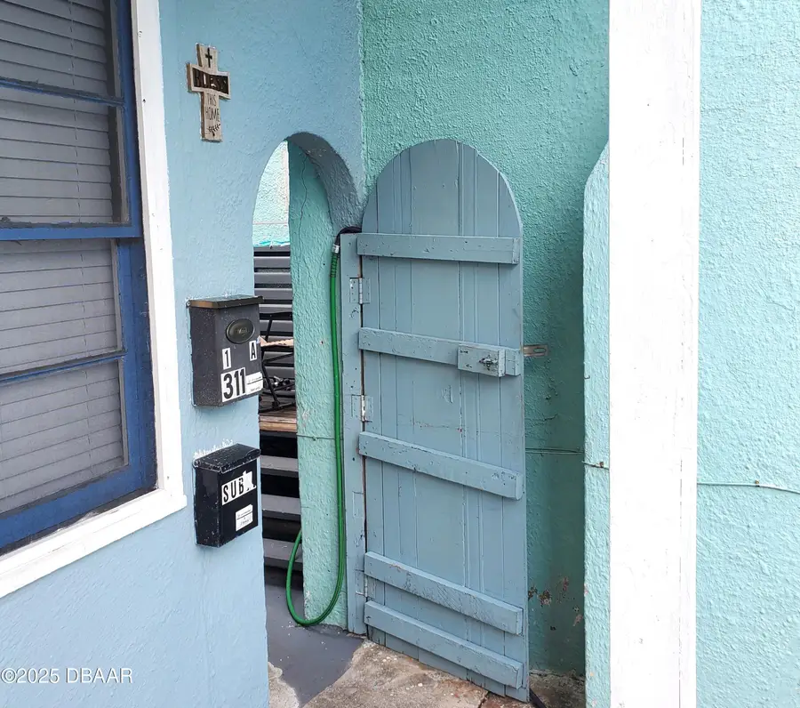 311-313 N Oleander Avenue, Daytona Beach, FL 32118 - #3