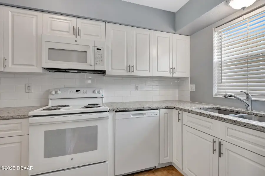 2200 S Palmetto Avenue #B040, South Daytona, FL 32119 - Image #2