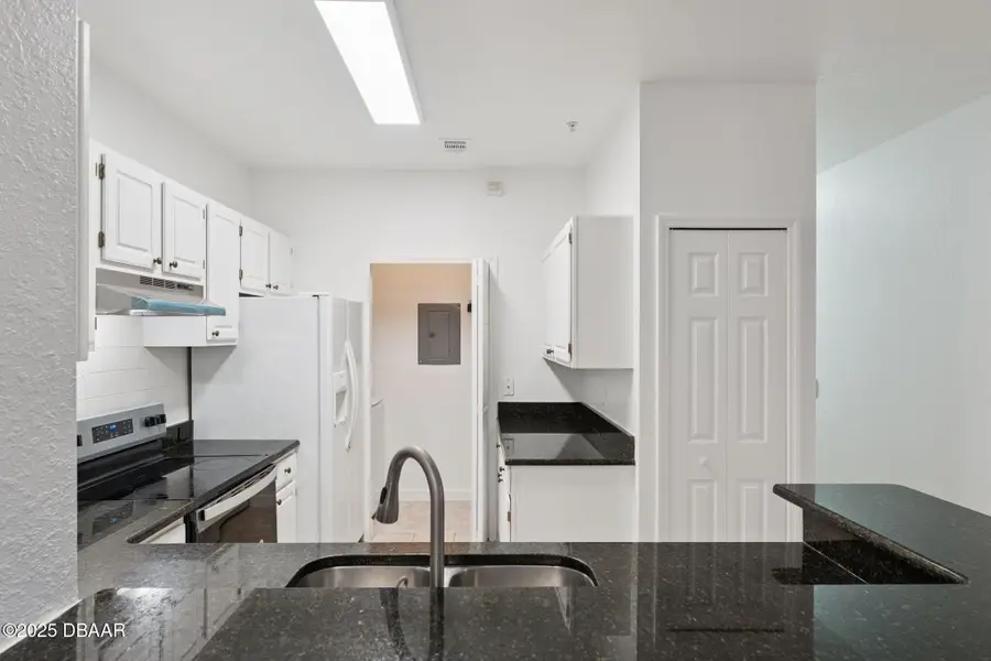 2549 Maitland Crossing Way #106, Orlando, FL 32810 - Image #2