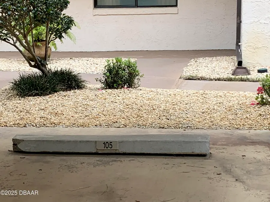 275 Indigo Drive #105, Daytona Beach, FL 32114 - Image #3