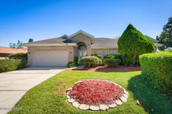 10 Carriage Creek Way, Ormond Beach, FL 32174