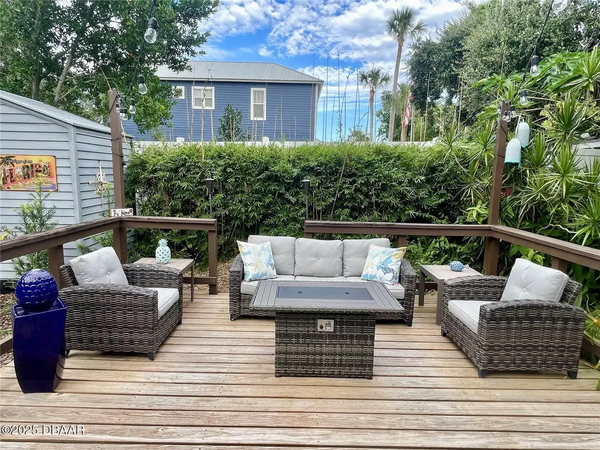 303 S Pine Street, New Smyrna Beach, FL 32169 - #1