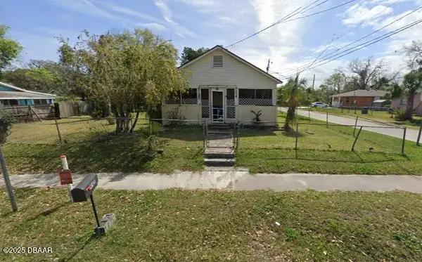 945 Madison Avenue, Daytona Beach, FL 32114