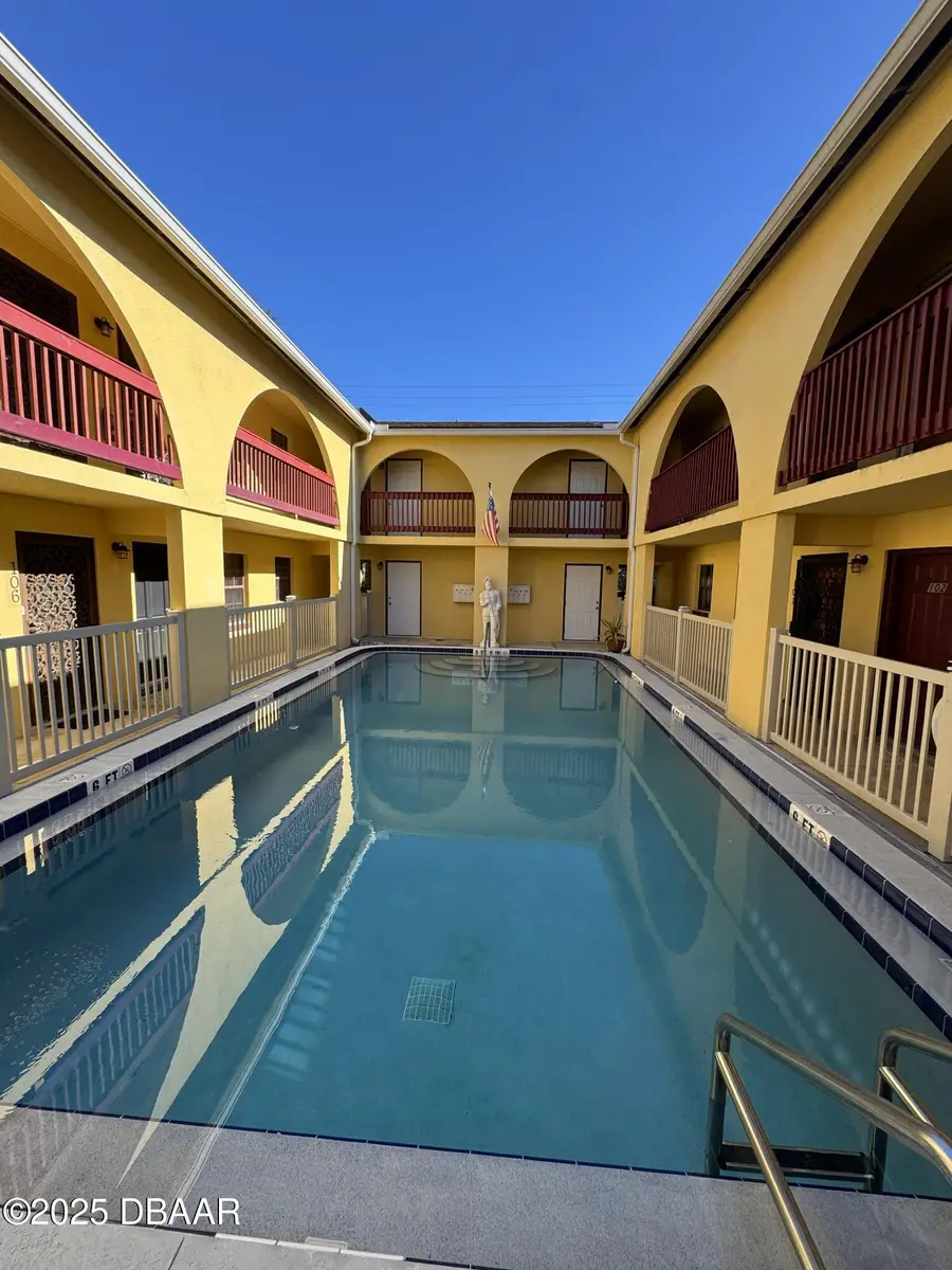 216 Glenview Boulevard #102, Daytona Beach, FL 32118 - Image #2