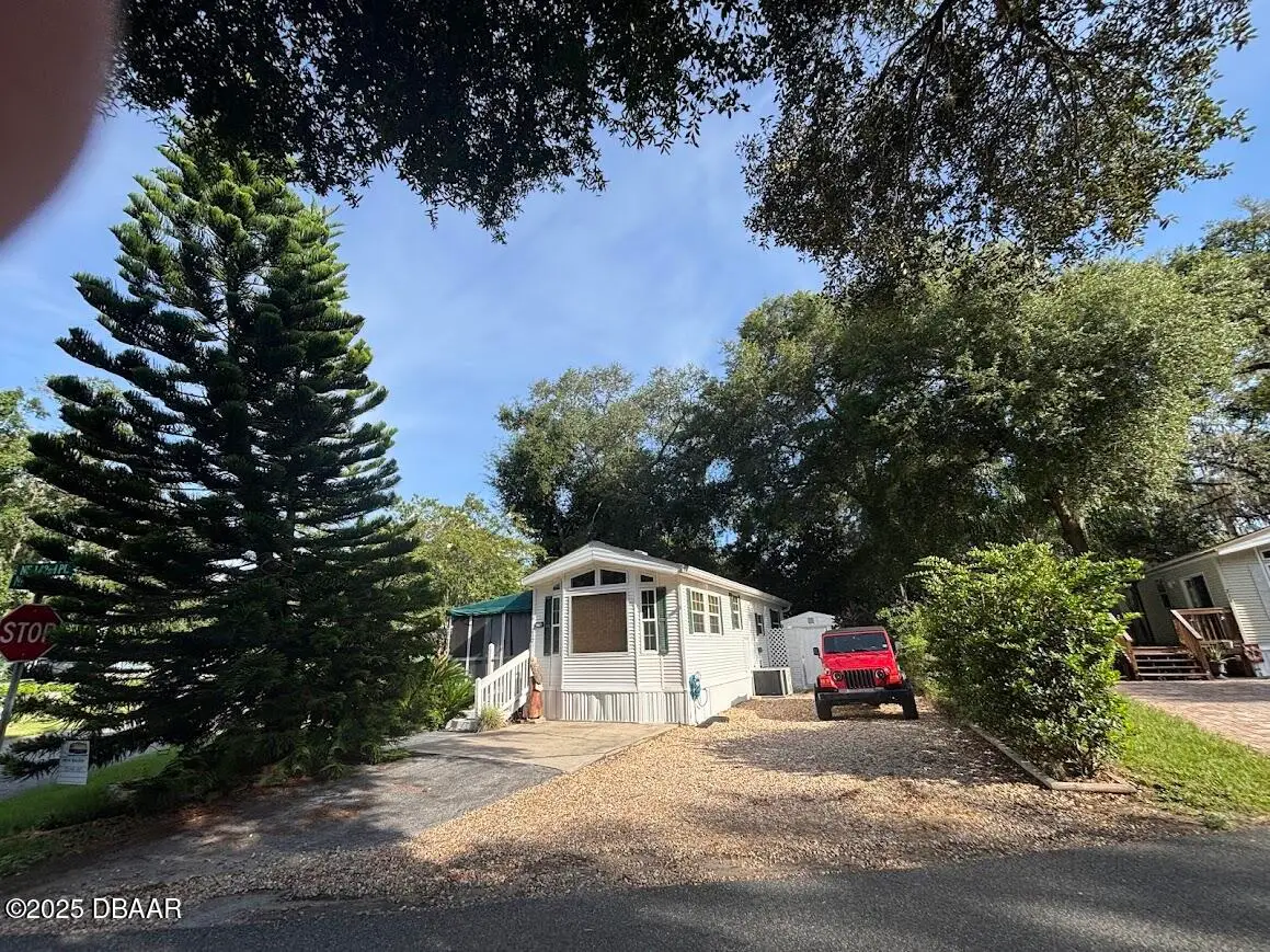 25155 NE 142nd Lot 212 Pl, Salt Springs, FL 32134 - Image #1