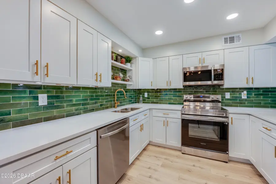 1095 6th Street, Daytona Beach, FL 32117 - Image #2