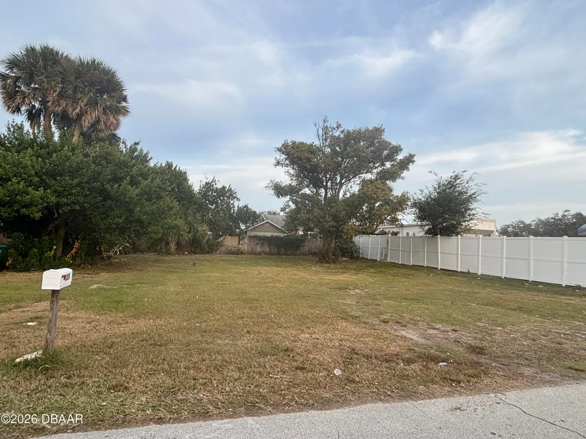 123 Highland Avenue, Holly Hill, FL 32117 - Image #1