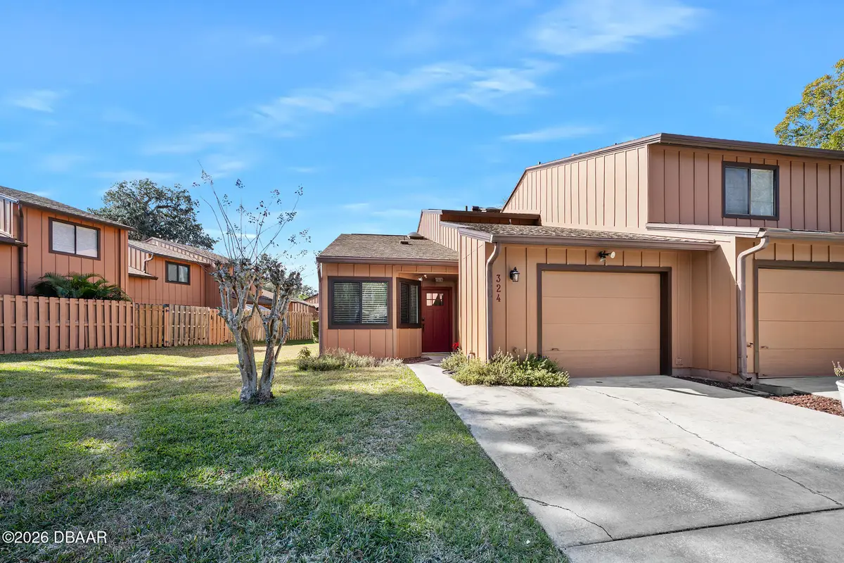 324 Park Place #W, Ormond Beach, FL 32174 - Image #1