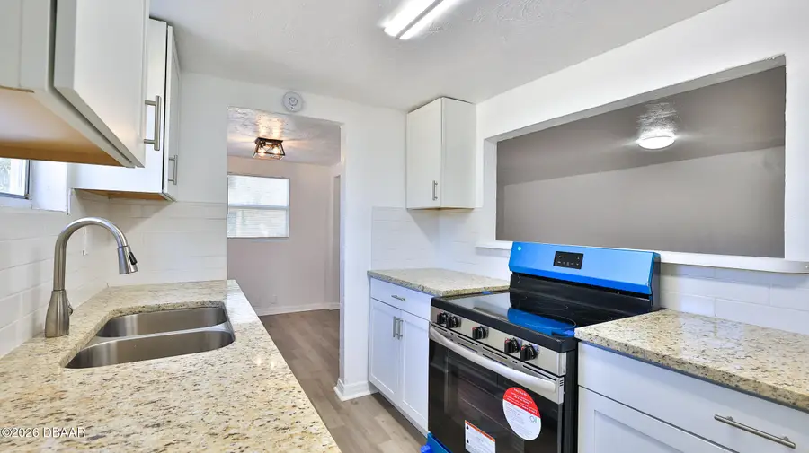 952 Glenwood Street, Daytona Beach, FL 32117 - Image #3