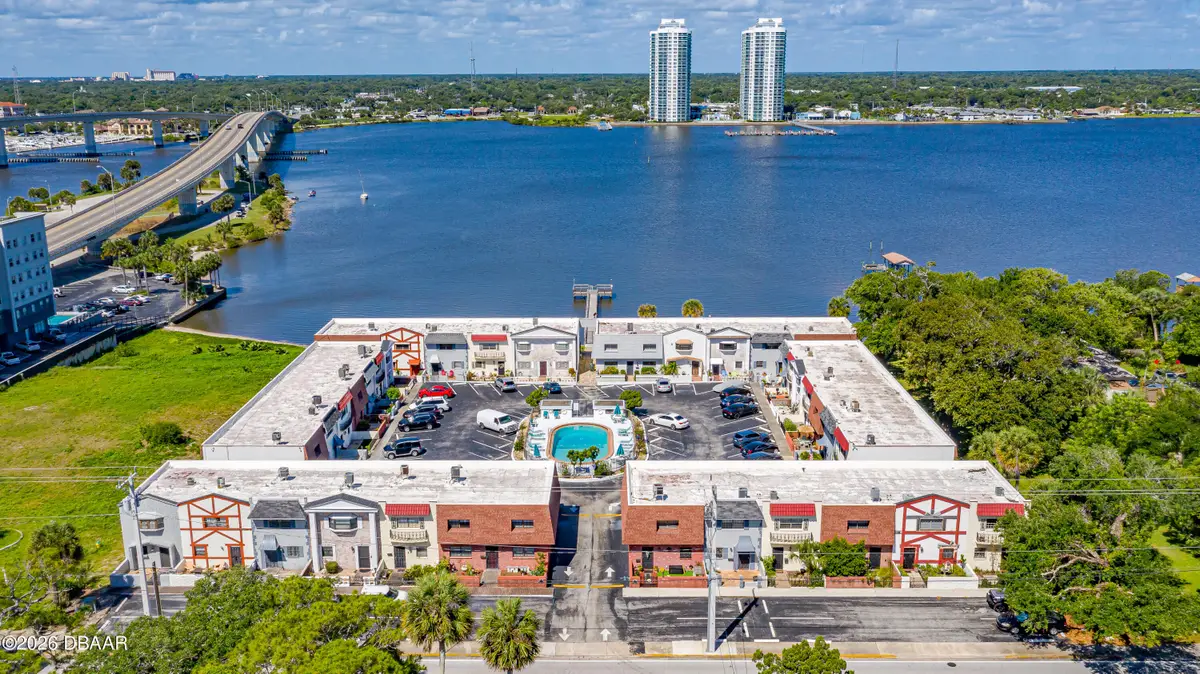 625 N Halifax Avenue #11, Daytona Beach, FL 32118 - Image #1
