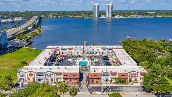 625 N Halifax Avenue #11, Daytona Beach, FL 32118