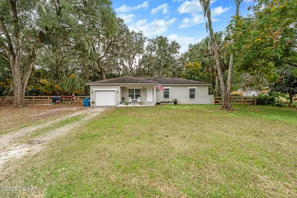 266 Santiago Avenue, DeLeon Springs, FL 32130