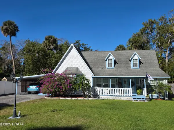 8 E Magnolia Avenue, Port Orange, FL 32127