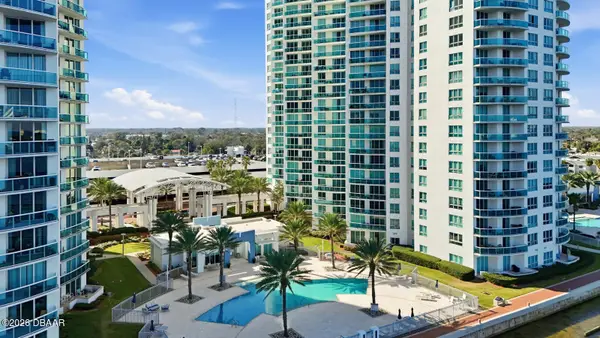 241 Riverside Drive #207, Holly Hill, FL 32117