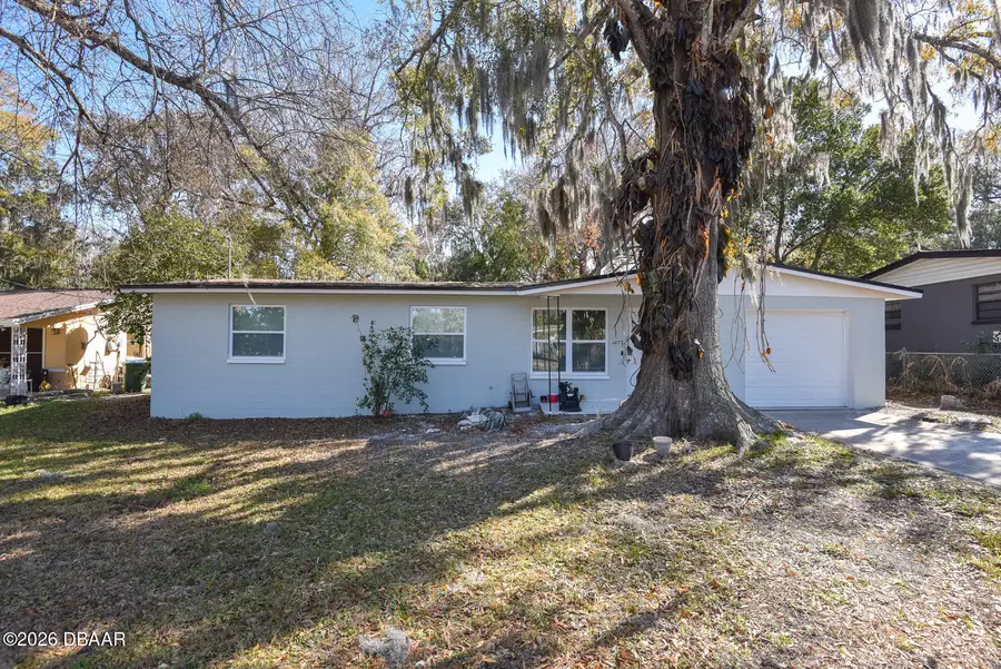 1077 Madison Avenue, Daytona Beach, FL 32114 - #2