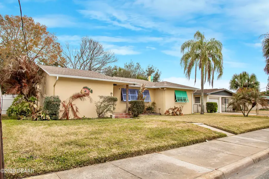 915 S Beach Street, Daytona Beach, FL 32114 - #3