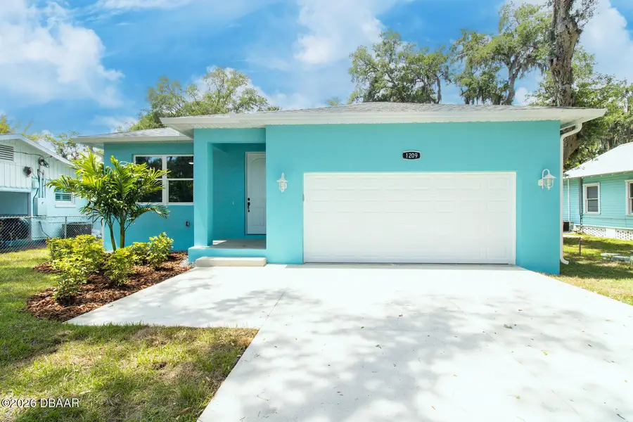 1209 Palmetto Street, New Smyrna Beach, FL 32168 - #2