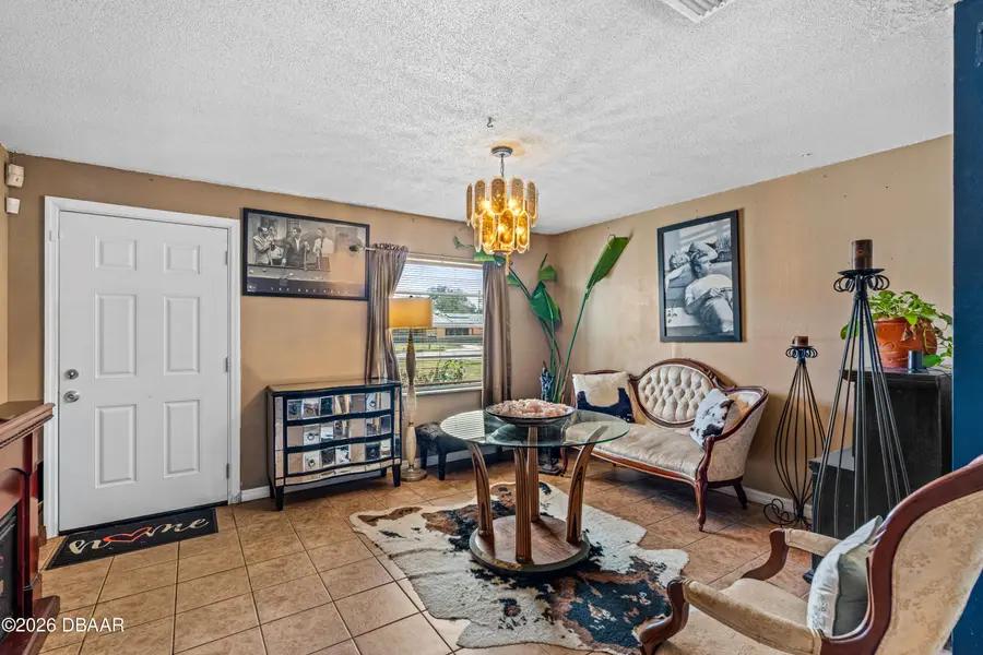 808 Kathy Street, Daytona Beach, FL 32114 - #2