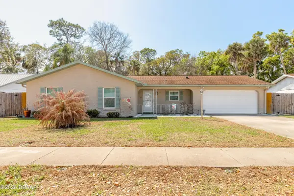 1424 Mollie Road, Daytona Beach, FL 32114