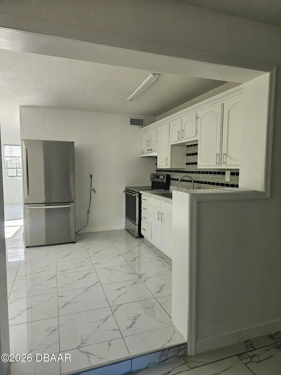 608 Doris Place, South Daytona, FL 32119 - #3