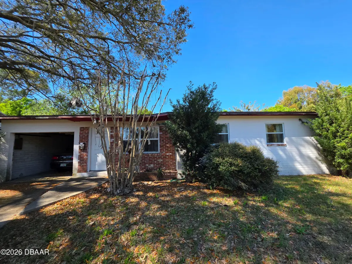 720 Berkshire Road, Daytona Beach, FL 32114 - #1
