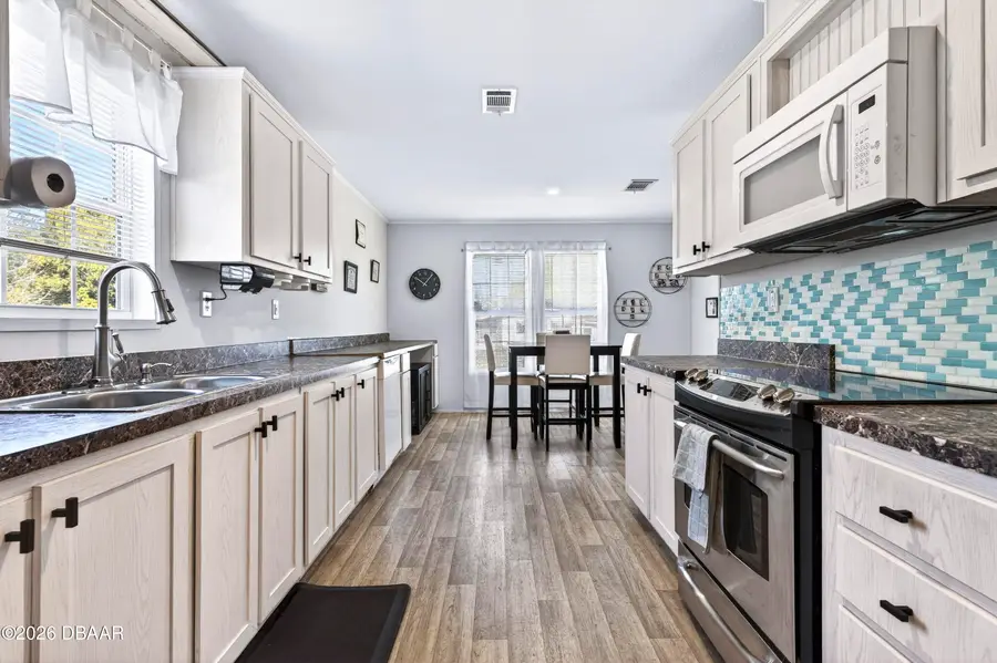 5266 Pineland Avenue, Port Orange, FL 32127 - #3