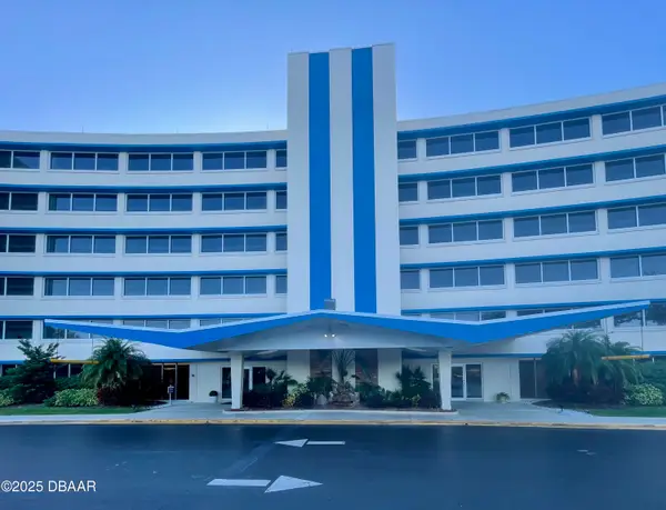 1224 S Peninsula Drive #304, Daytona Beach, FL 32118