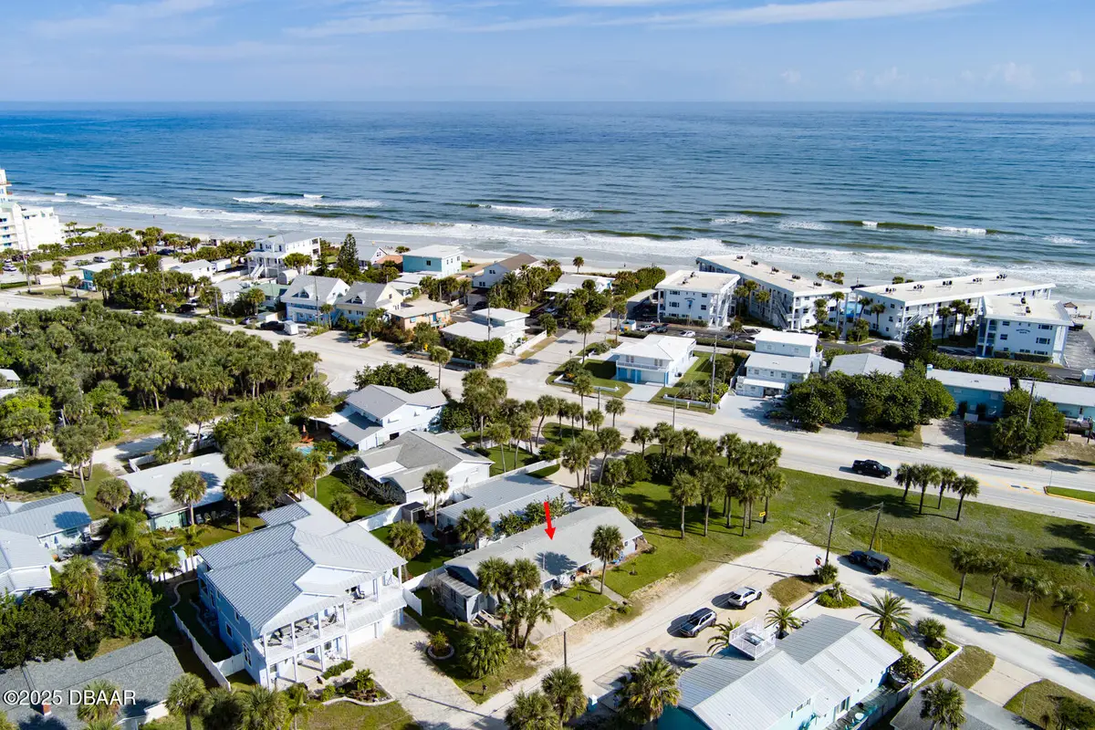 922 Locust Street, New Smyrna Beach, FL 32169 - #1