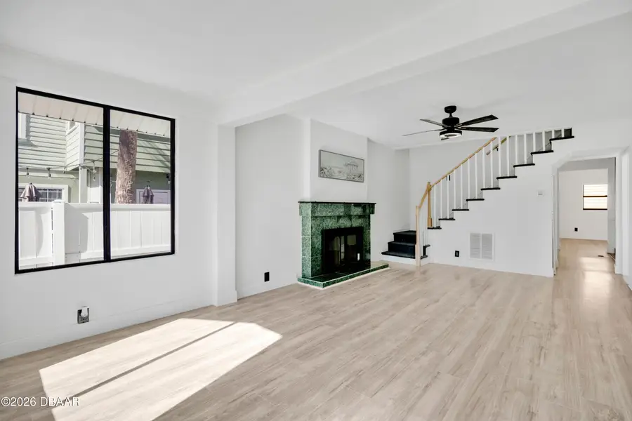 207 S Oleander Avenue, Daytona Beach, FL 32118 - #3