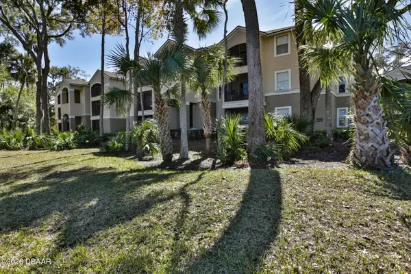 940 Village Trail #3-106, Port Orange, FL 32127