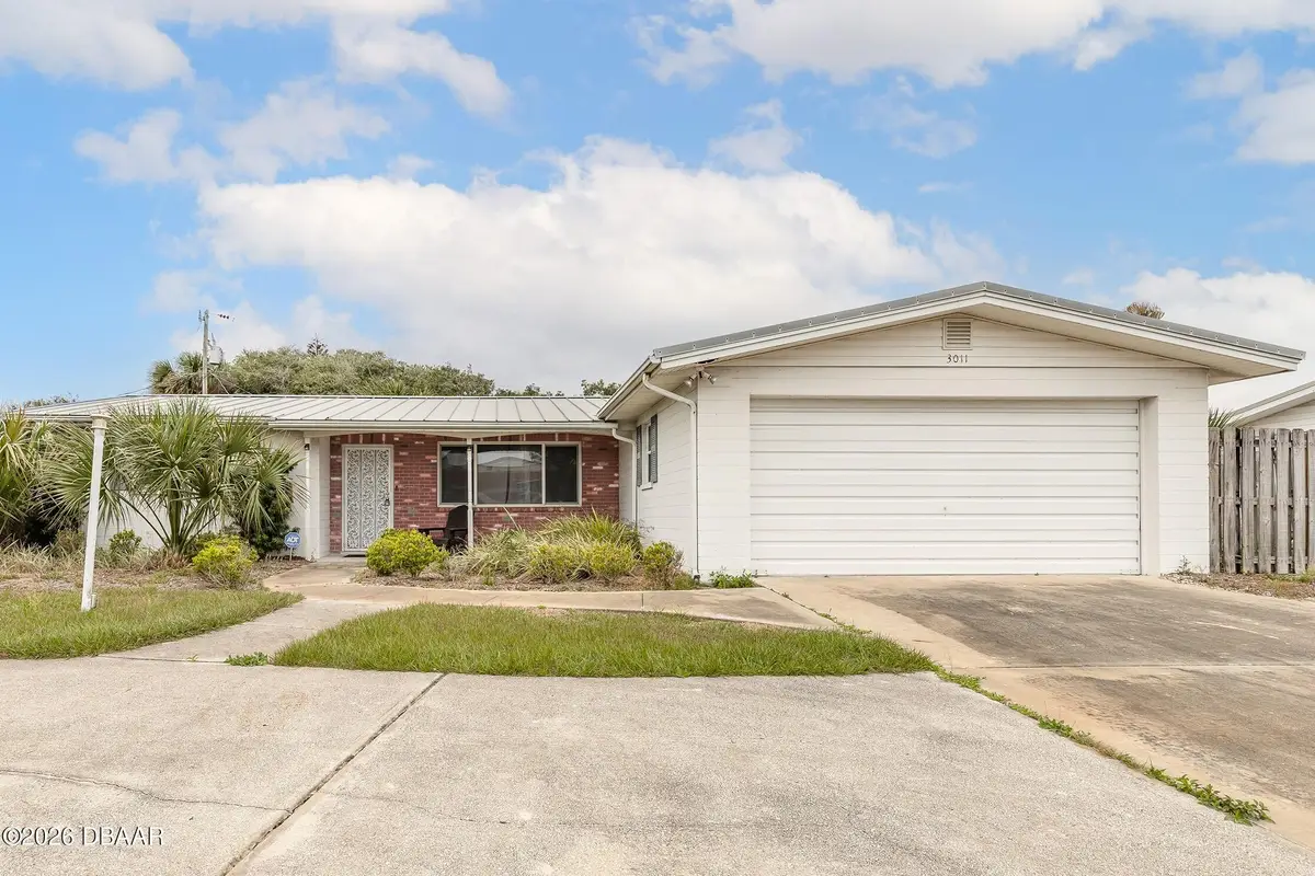3011 N Oleander Avenue, Daytona Beach, FL 32118 - #1