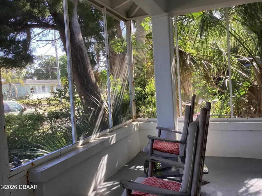 268 Hartford Avenue, Daytona Beach, FL 32118 - #2