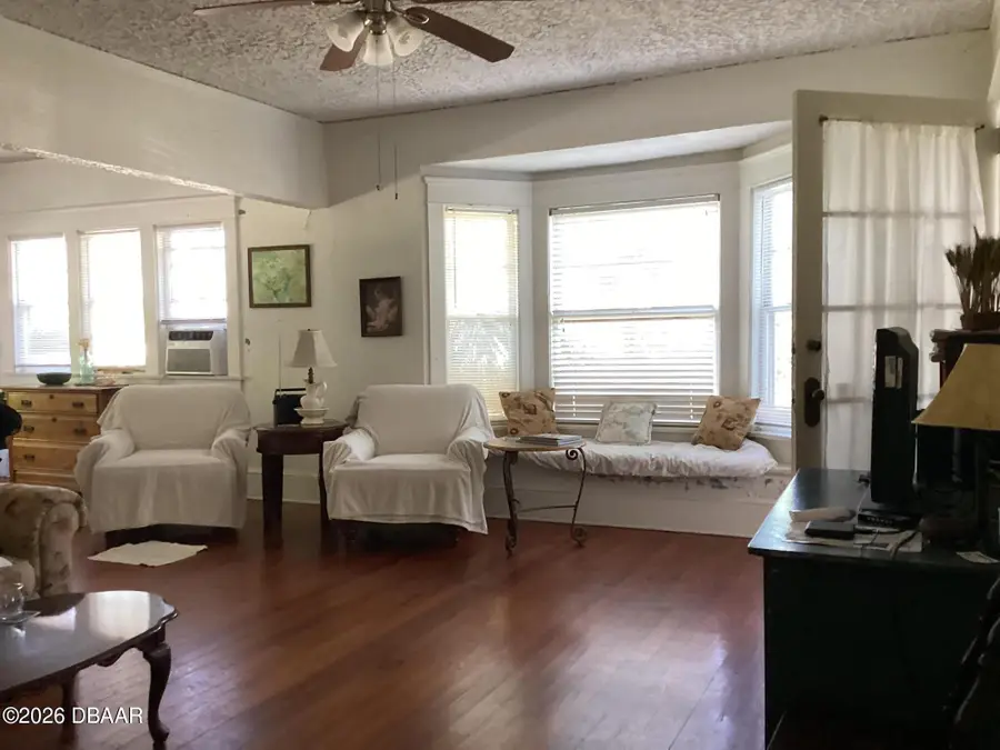 268 Hartford Avenue, Daytona Beach, FL 32118 - #3