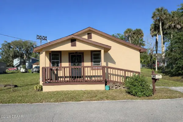 415 N Duss Street, New Smyrna Beach, FL 32168