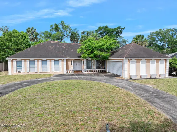 52 Oakmont Circle, Ormond Beach, FL 32174