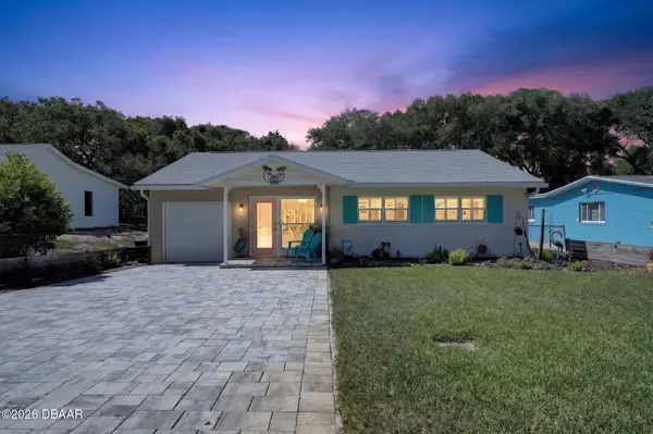 800 E 9th Avenue, New Smyrna Beach, FL 32169