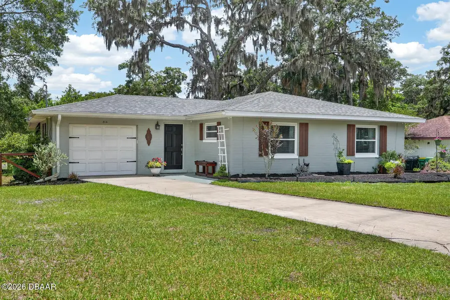 814 E Rich Avenue, Deland, FL 32724 - #2